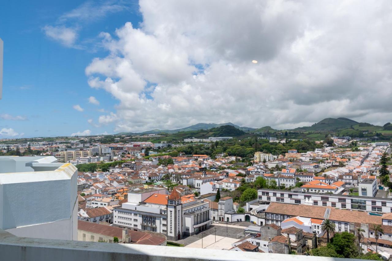 Atlantic Penthouse - City, Montain & Ocean - Free Parking Ponta Delgada Eksteriør bilde